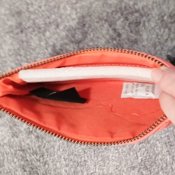 Studio Badgley Mischka coral vegan leather diamond quilted wristlet - Picture 5 of 7